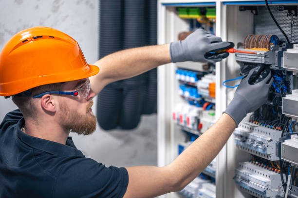 Best Emergency Electrical Repair  in Frankston, TX